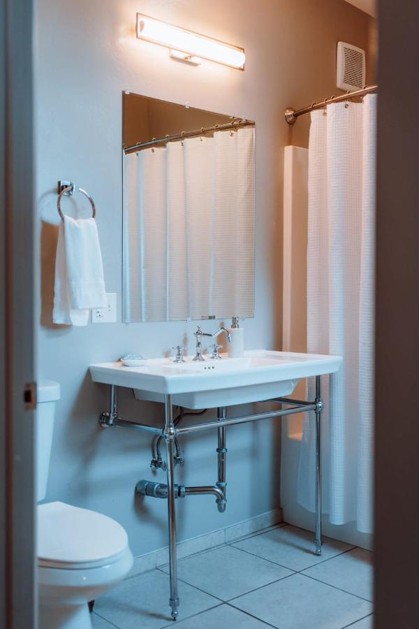 Swank House- Downtown Suite-Pet Friendly Ашленд Экстерьер фото